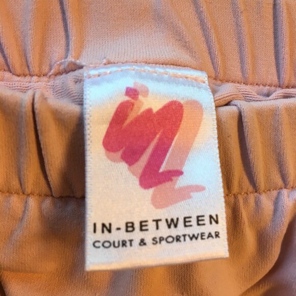 In Between Court Sportswear Tennis Skort Med Pale Pink USA Pickleball Athleisure - Picture 8 of 9
